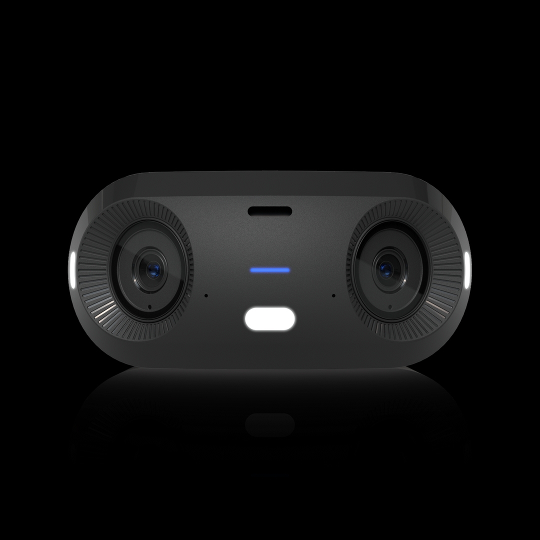 UBIQUITI - Indoor/outdoor dual sensor 16MP PoE+ camera, with a Multi-TOPS AI Engine and panoramic 180 coverage.