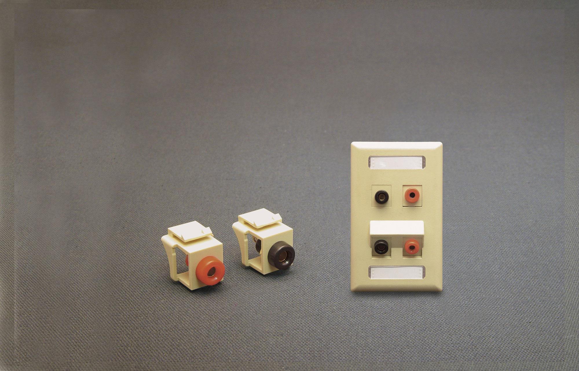 MODULE BANANA JACK, PLASTIC GOLD CONTACT