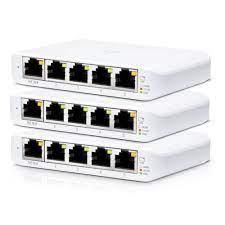 Ubiquiti | UniFi 5 Port Switch, 4 GbE Ports, 1 GbE PoE Port Input (3 Pack)